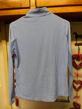 Load image into Gallery viewer, Pre-owned IBKUL Mini Check Long Sleeve Mock Neck Top Size Small Blue/White