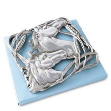 Load image into Gallery viewer, Arthur Court Horse with Wheat Trivet