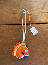 Load image into Gallery viewer, Horse Head Purse Strap