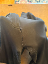 Load image into Gallery viewer, Preowned HKM Heating Breeches size 28