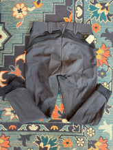 Load image into Gallery viewer, Preowned Ariat Trifactor Breeches 28R