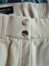 Load image into Gallery viewer, Preowned Ariat Trifactor Breeches 26R