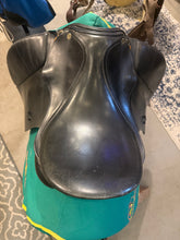 Load image into Gallery viewer, Preowned 17” Pro Trainer Dressage Saddle
